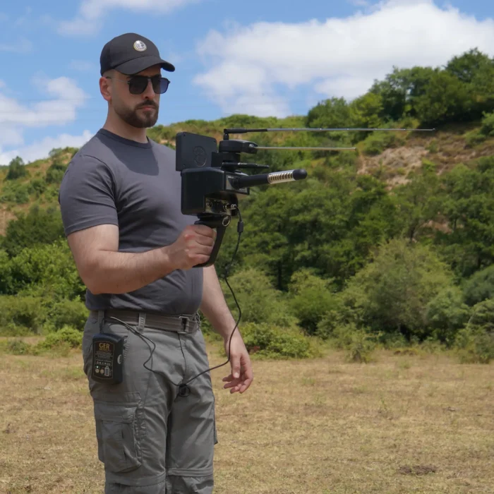 Titan X13 Metal & Gold Detector - Image 11